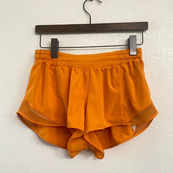 Lululemon Hotty Hot Short II *2.5"
Vivid Amber Sz 8 - Picture 9 of 12